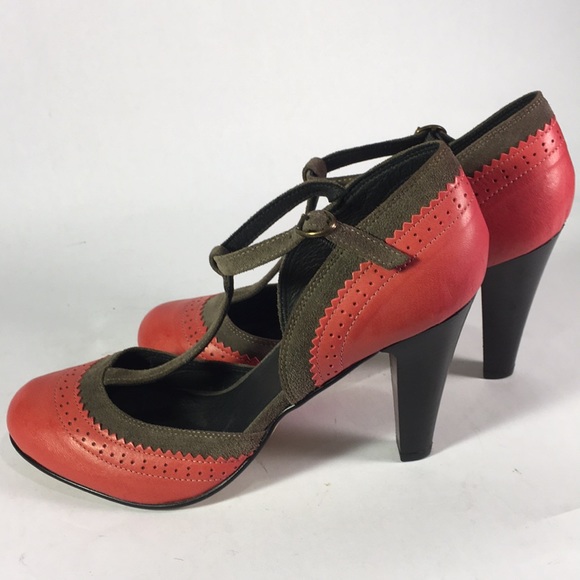 Sundance Shoes - Sundance T-Strap Heels
